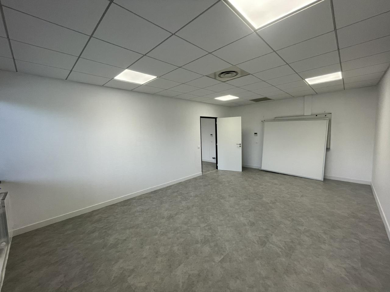 Bureau Oberhausbergen 65m² Location bureau Oberhausbergen Bas-Rhin OLBUR2205378 6